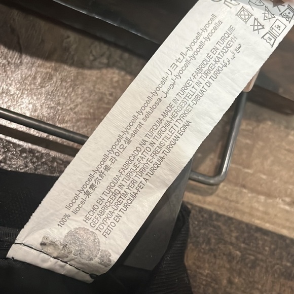 Zara Black Wide Leg Cropped Pants Size Small - Picture 4 of 4